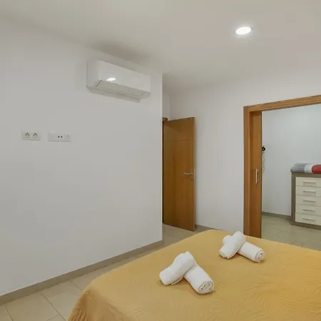 Edificio Bentejui 1 דירה *